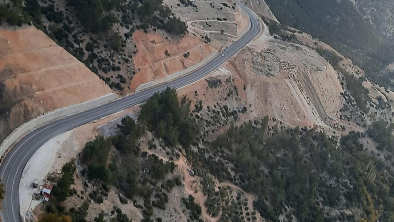 Ermenek–Mut Devlet Yolu Patlatma Nedeniyle Geçici Olarak Trafiğe Kapatılacak