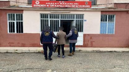 Karaman’da Jandarma Uygulamalarında 53 Şüpheli Yakalandı