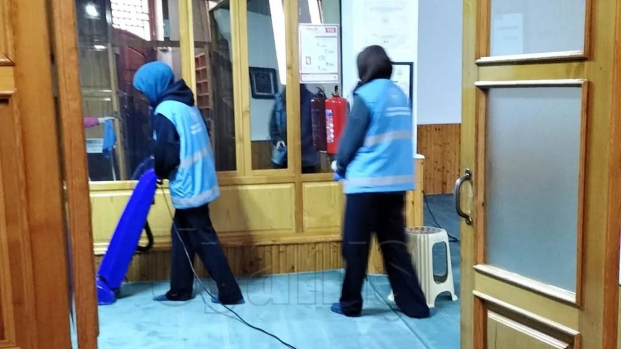 Karaman'da Öğrenciler Kadirhane Camisini Temizledi