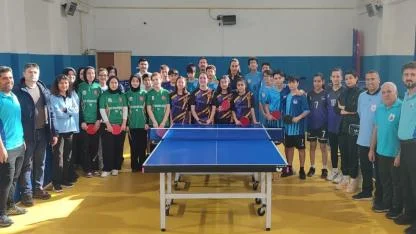 Karaman’da Yıldızlar Masa Tenisi Müsabakaları Tamamlandı