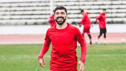 Kriz Ayırmıştı, Forma Yeniden Giyildi: Azad Filiz Sahalara Dönüyor