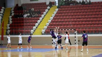 Okul Sporları Yıldızlar Hentbol Yarı Final Müsabakaları Sona Erdi