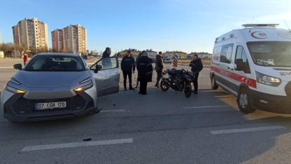 Karaman'da Ciple Motosiklet Çarpıştı: 1 Yaralı
