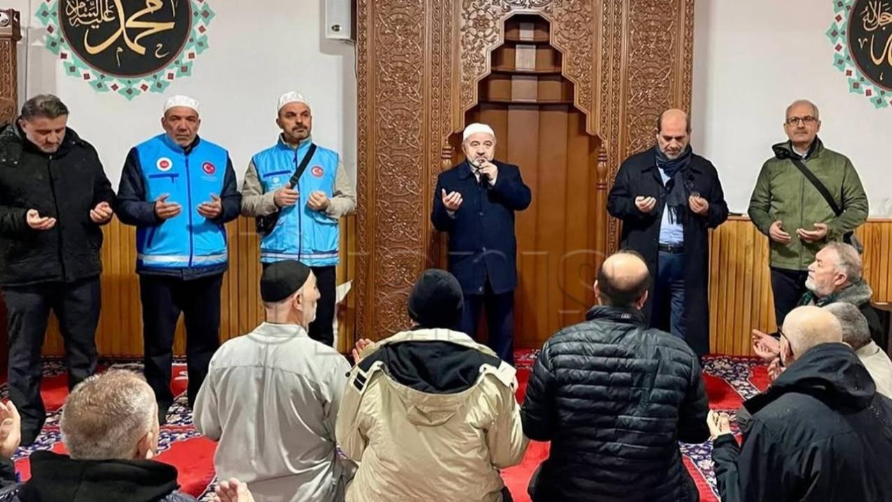 Ramazan Umrecileri Dualarla Kutsal Yolculuğa Uğurlandı