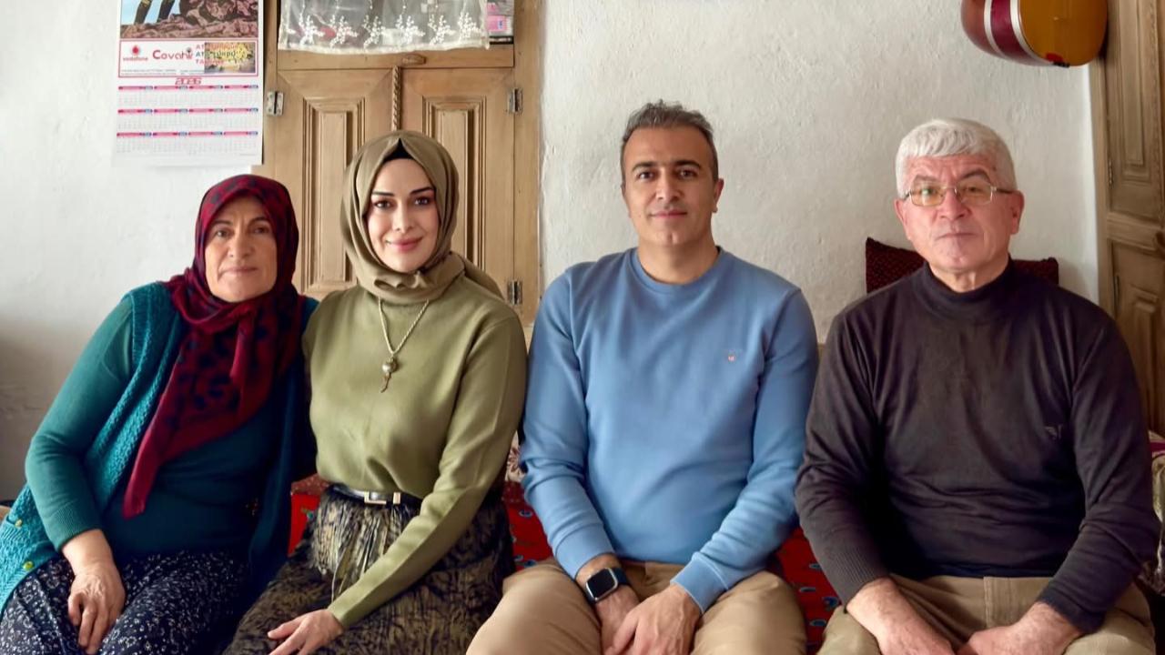 Vali Çiçek, Taşkale Köyü’nde Muhtar Günay’ın Evi’nde Misafir Oldu