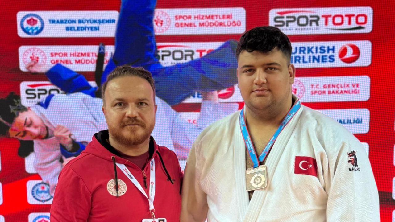 Aslan Milli Takım Biletini Kaptı