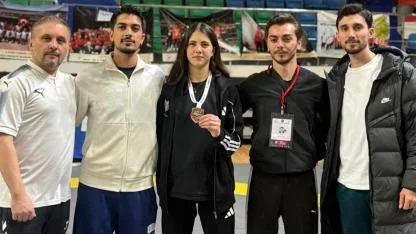 Ecrin Arısoy’dan Türkiye Üçüncülüğü