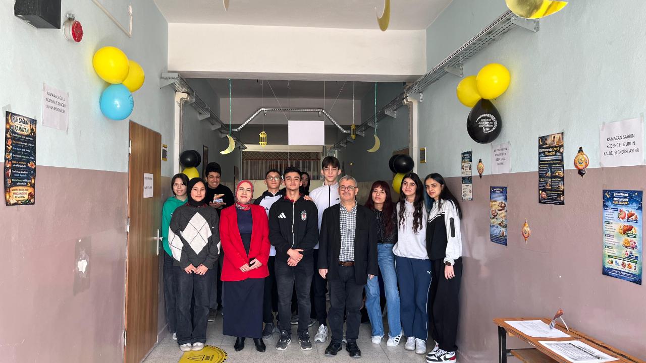 Fatih Anadolu Lisesi’nde “Sağlıklı Ramazan Sokağı” Etkinliği