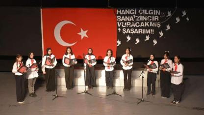 İstiklâl Marşı'nın Kabulünün 105. Yılında Millî Şairimiz Mehmet Âkif Ersoy Karaman'da Anıldı