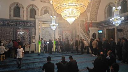 Kadir Gecesi manevi atmosferle idrak edildi