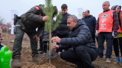 Karaman'da Bin Fidan Toprakla Buluştu