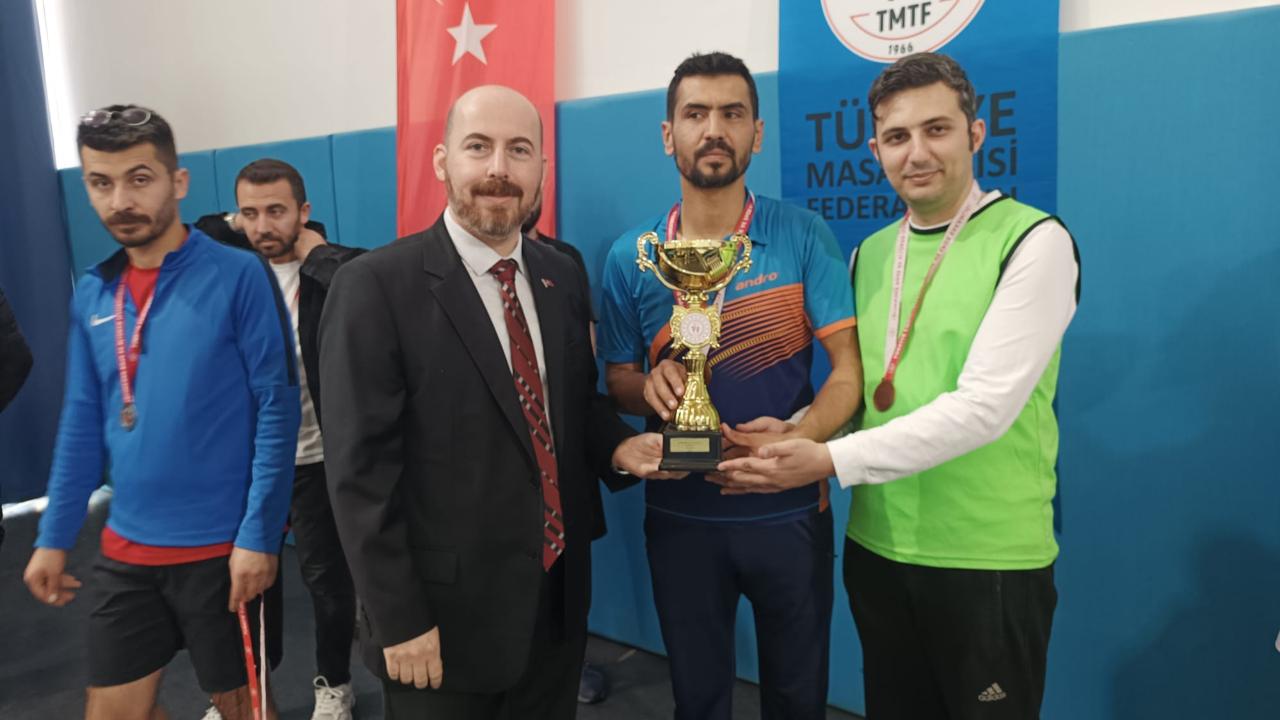 Karaman’da Sağlık Çalışanları Masa Tenisi Turnuvası Tamamlandı