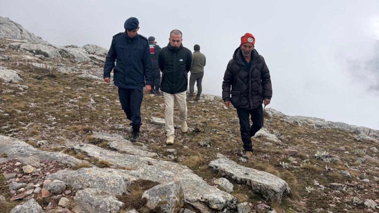 Kazımkarabekir’de Yaban Domuzlarına Karşı Sürek Avı Düzenlendi