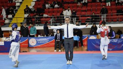 Okul Sporları Gençler Tekvando Grup Müsabakaları Karaman’da Başladı