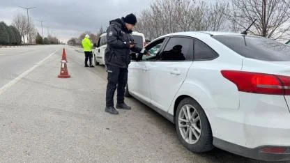 Polisten Bir Haftada Suç ve Uyuşturucuya Darbe