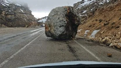 Saniyelerle Kurtuluş: Sürücü Facianın Eşiğinden Döndü