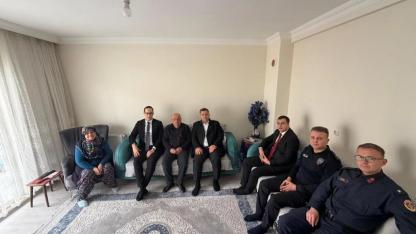 Sarıveliler’de Bayramda Şehit Aileleri, Gaziler ve Vatandaşlarla Buluşma