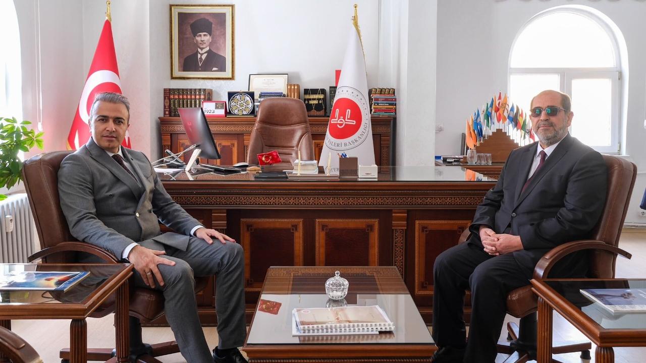 Vali Çiçek'ten İl Müftülüğüne Ziyaret