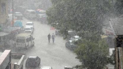 Yağışlı Hava Etkisini Sürdürecek