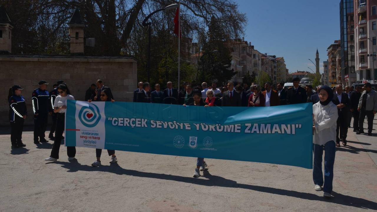 "8. Uluslararası Sevgi ve Barış Yürüyüşü" Karaman'da Başladı