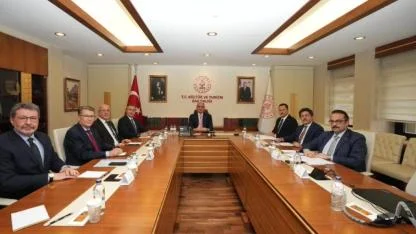 Bakan Ersoy başkanlığında Ankara'ds kritik toplantı: Karaman’daki etkinlikler masaya yatırıldı