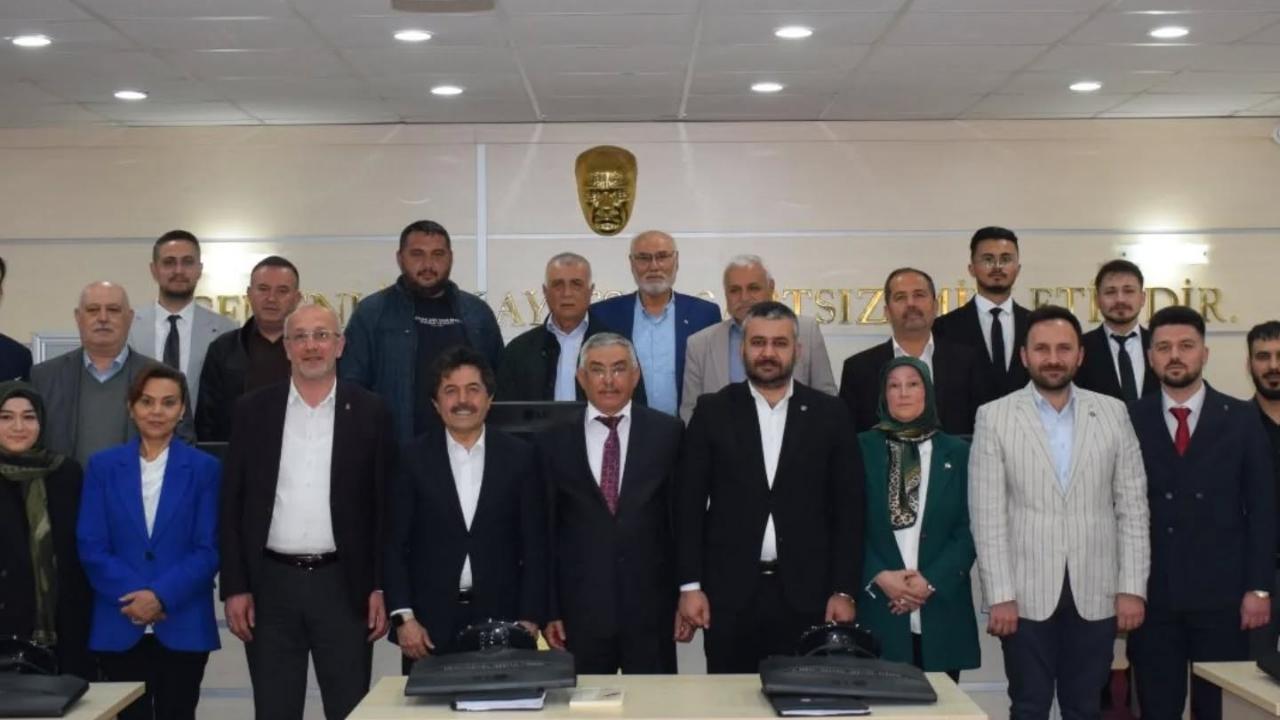 Cumhur İttifakı’ndan Ali İhsan Alanlı’ya “Hayırlı Olsun” Ziyareti