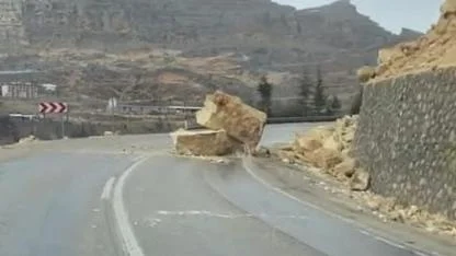 Dev Kaya Parçaları Yola Düştü