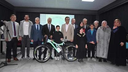 Empati ve Sevgiyle Örülen Bir Gün: Karaman'da Otizm Farkındalığı