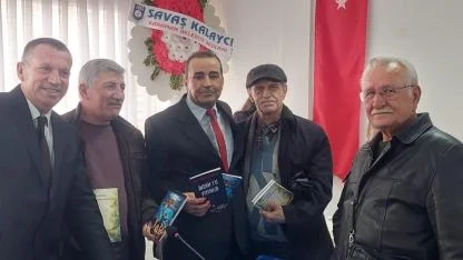 İki Şair ve Yazardan İmza Günü