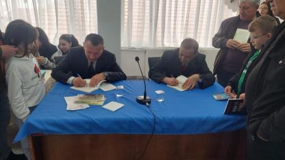 İki Şair ve Yazardan İmza Günü