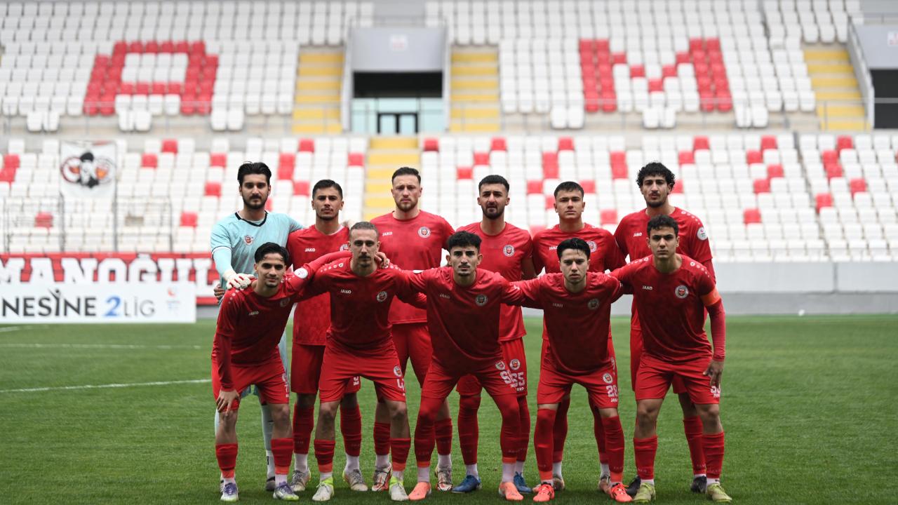 Karaman FK Evinde Muğlaspor'a 4-0 Mağlup Oldu