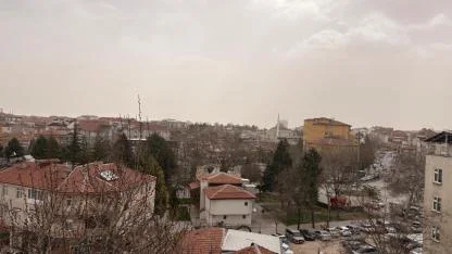 Karaman Semaları Çöl Tozuna Teslim Oldu! Gökyüzü Turuncuya Döndü