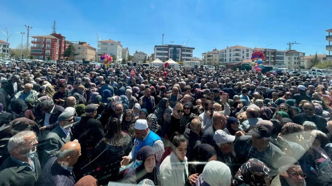 Karaman’da Hac Heyecanı: İlk Kafile Dualarla Uğurlandı