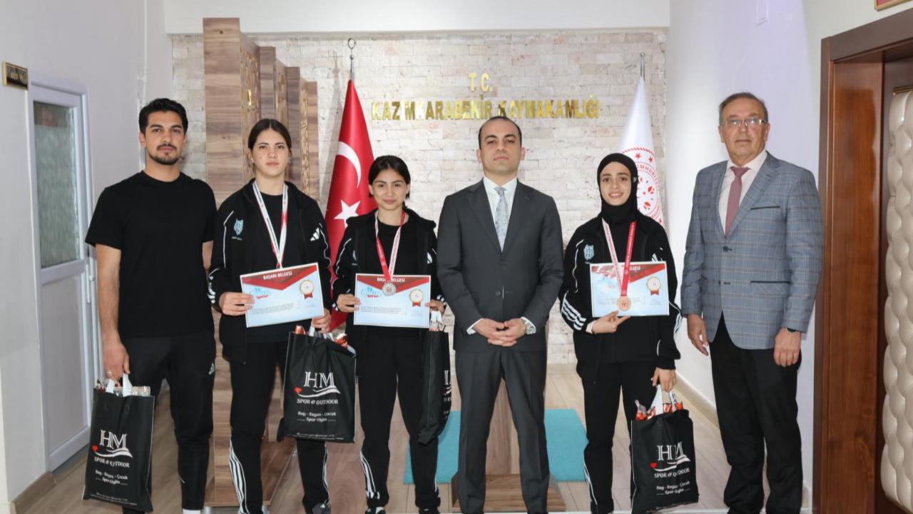 Kazımkarabekirli Sporculardan Büyük Başarı: 3 Öğrenci Türkiye Finallerinde