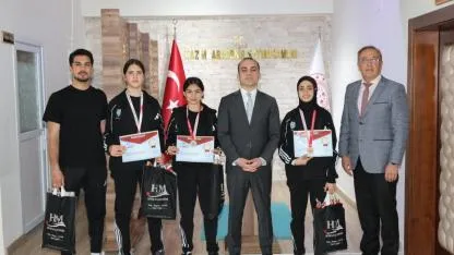 Kazımkarabekirli Sporculardan Büyük Başarı: 3 Öğrenci Türkiye Finallerinde