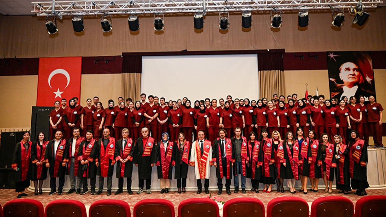 KMÜ’de Sağlık Neferleri Formalarını Giydi