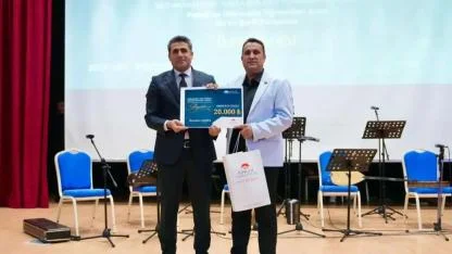 Naat Yarışmasında Karamanlı Şaire Birincilik