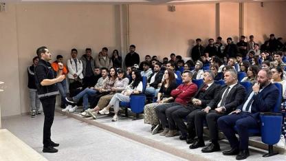 Öğrencilere UYUMA, NARVAS ve NARKOGENÇLİK Uygulamaları Anlatıldı