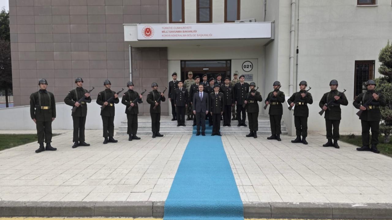 Vali Çiçek, Konya’da Ziyaretlerde Bulundu