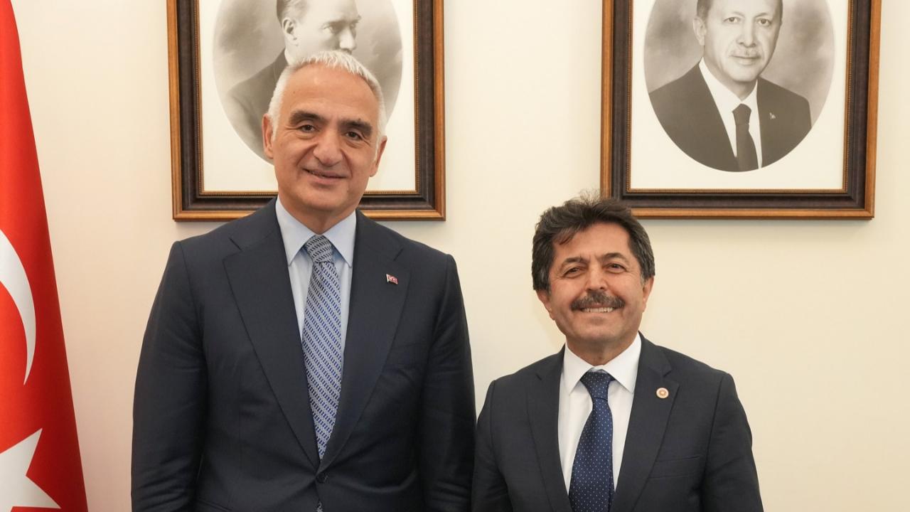 Vekil Sağlam, Bakan Ersoy ile Karaman’ın Kültürel Yatırımlarını Masaya Yatırdı