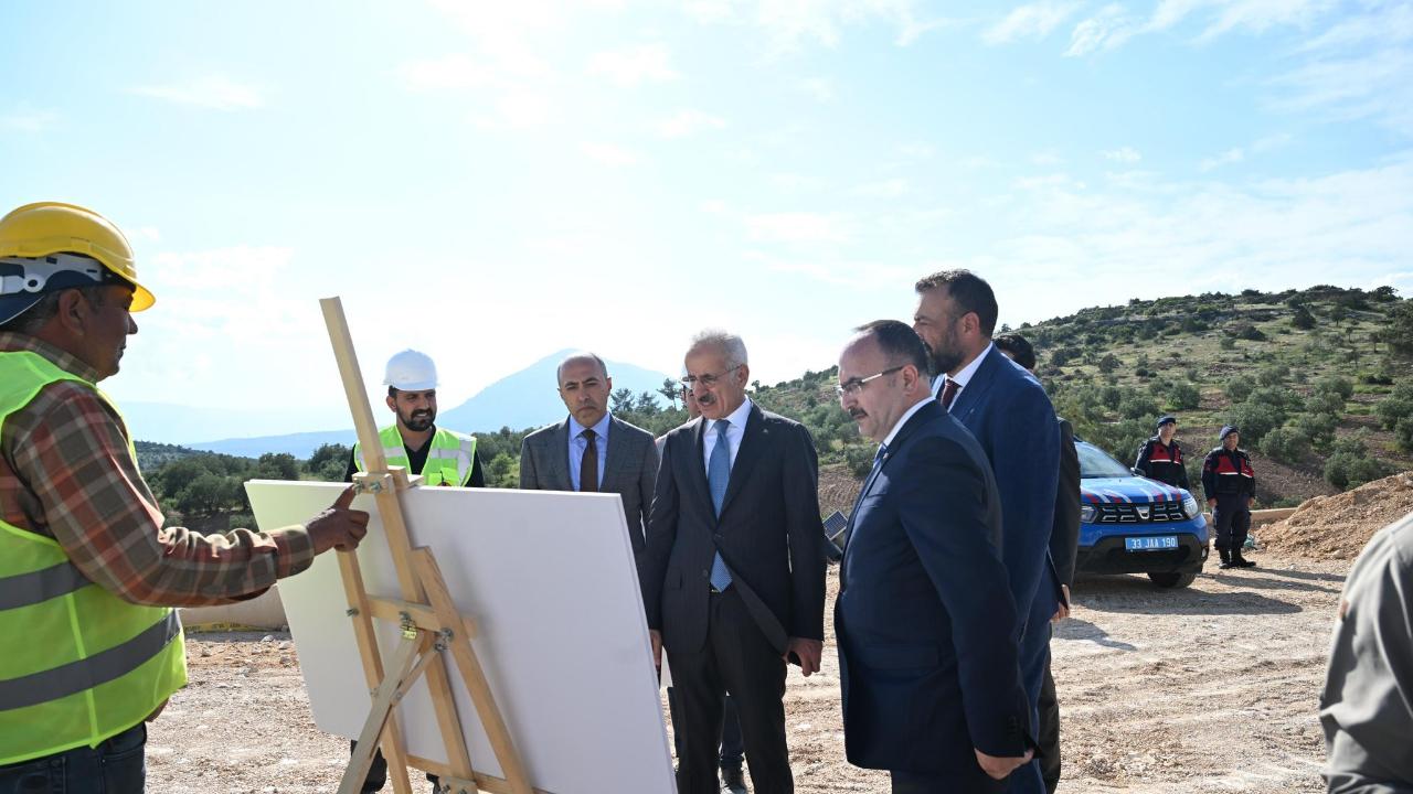 Bakan Uraloğlu Karaman-Mersin Hattındaki Kaçış Rampalarını Yerinde İnceledi