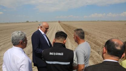 Başkan Erkoyuncu Patates Ekimine Katıldı: Bağımlılık Bitiyor, Kapasite Artıyor!