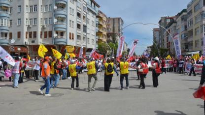 Karaman’da 1 Mayıs Coşkuyla Kutlandı